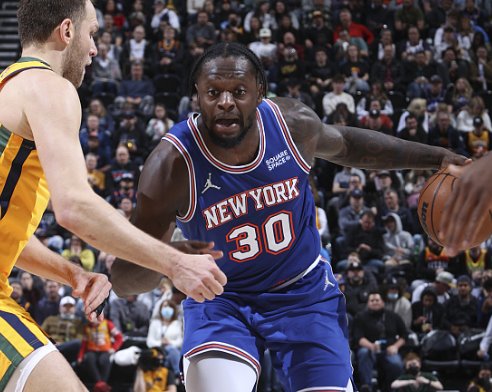 代表球员与 代表球员与