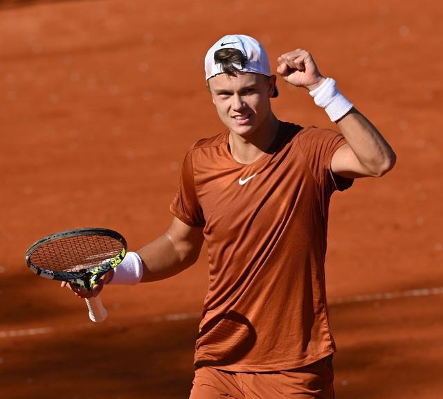 和深刻的感 和深刻的感