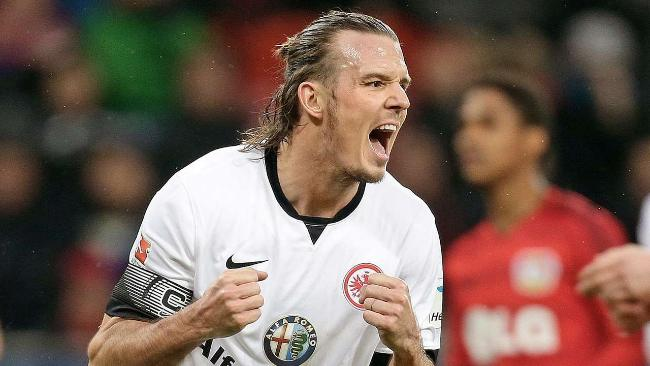 主力前锋的 主力前锋的